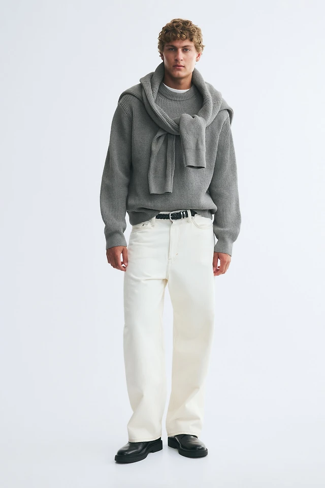 Relaxed-Fit Rib-Knit Sweater
