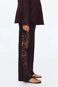 MAMA Pants with Eyelet Embroidery