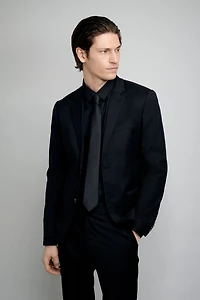 Skinny-Fit Single-Breasted Jacket