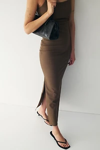 Cooling Slim Fit Ribbed midi skirt