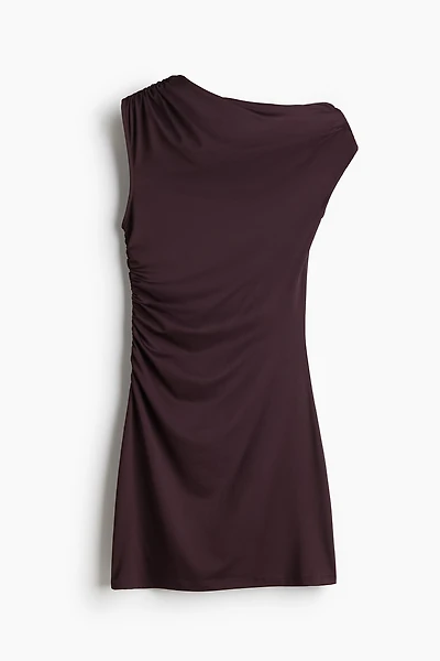Robe à effet drapé
