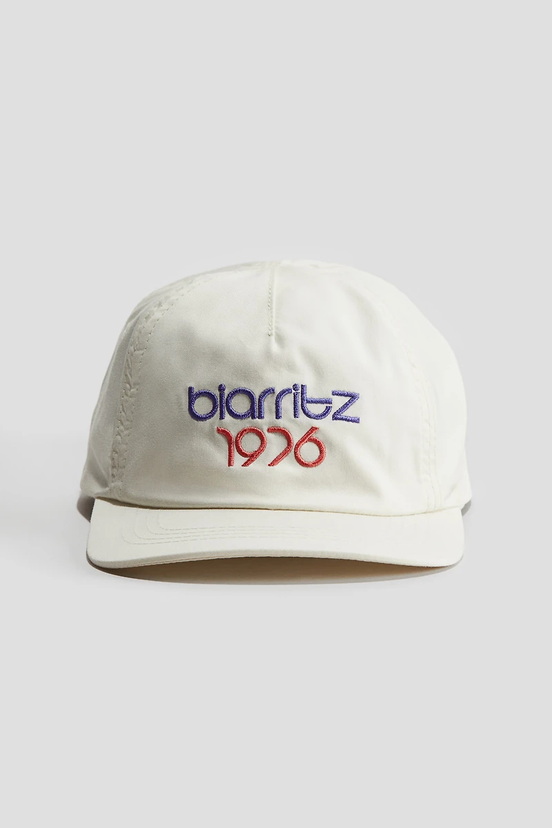 Cotton Twill Cap with Embroidered Motif