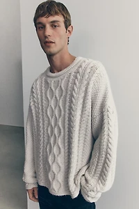 Chandail en tricot torsadé de laine mélangée