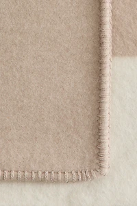 Couverture en laine mélangée