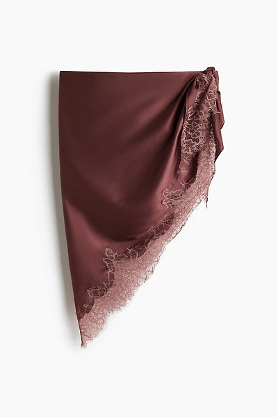 Lace-Trimmed Triangle Scarf