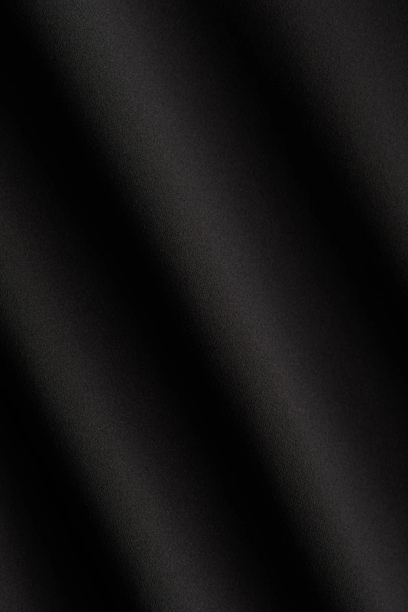 Four-Way Stretch Wide-Cut Pants