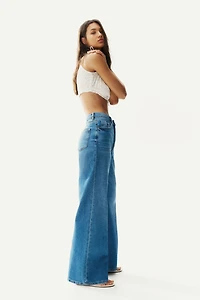 Wide Ultra High Jeans