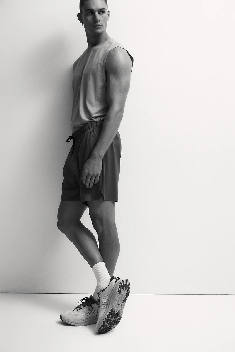 Sports Shorts with DryMove™