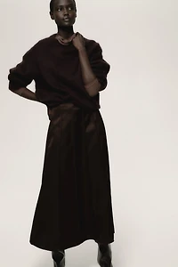 Jupe trapèze en satin