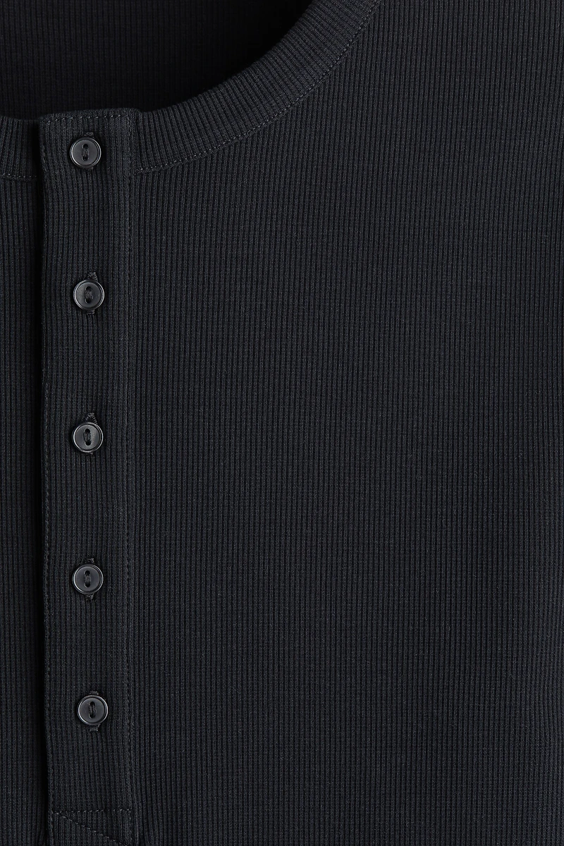 Slim-Fit Ribbed Henley Shirt