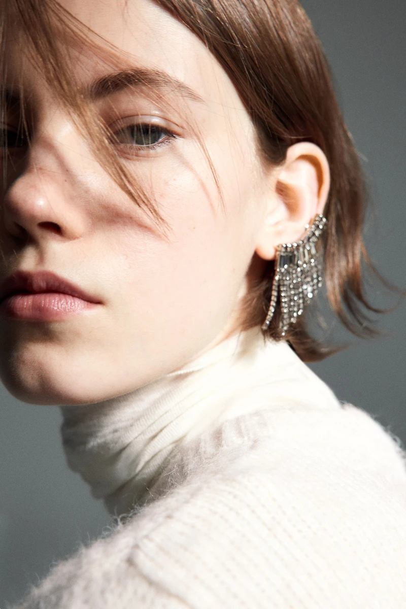 Chandail en tricot avec boucle