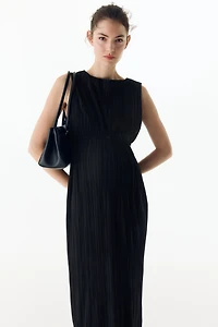 MAMA Plissé Dress
