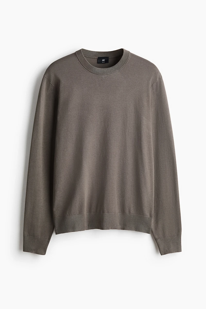 Chandail classique en fin tricot