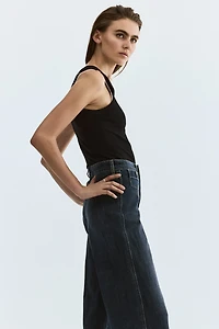 Wide High Waist Ankle Jeans