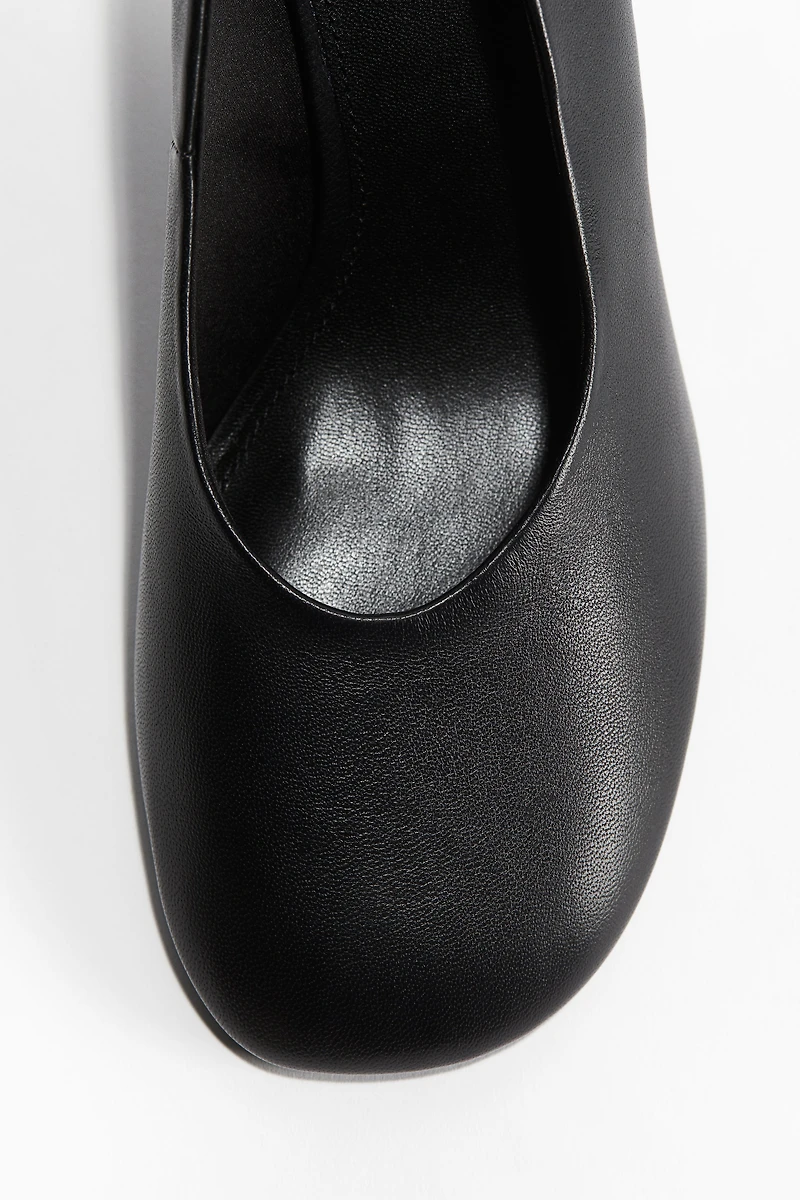 Leather Pumps
