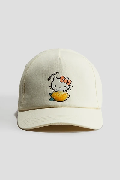 Cap with Motif