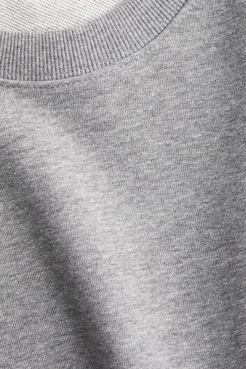 Short-Sleeved Sweatshirt