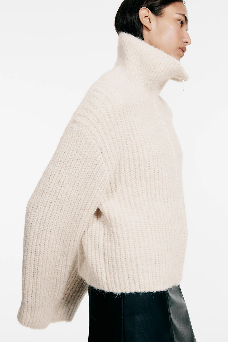 Cardigan with Zipper