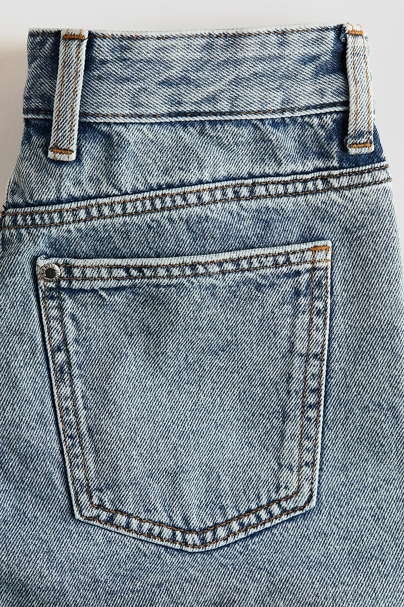 Loose-Fit Denim Shorts
