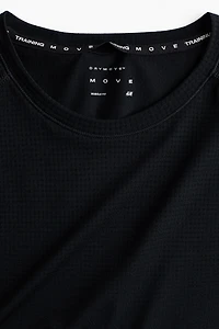 Muscle Fit Sports T-Shirt with DryMove™
