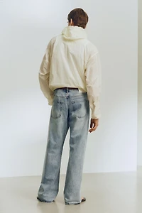 Jean détendu à jambes semi évasées