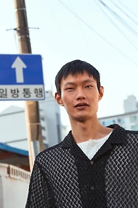 Loose-Fit Resort Shirt