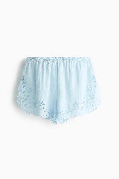 Short avec broderie anglaise