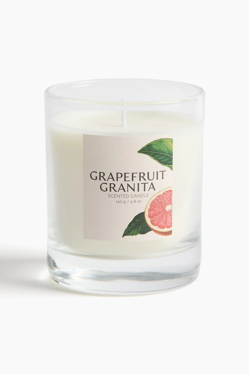 Bougie parfumée dans un pot en verre
