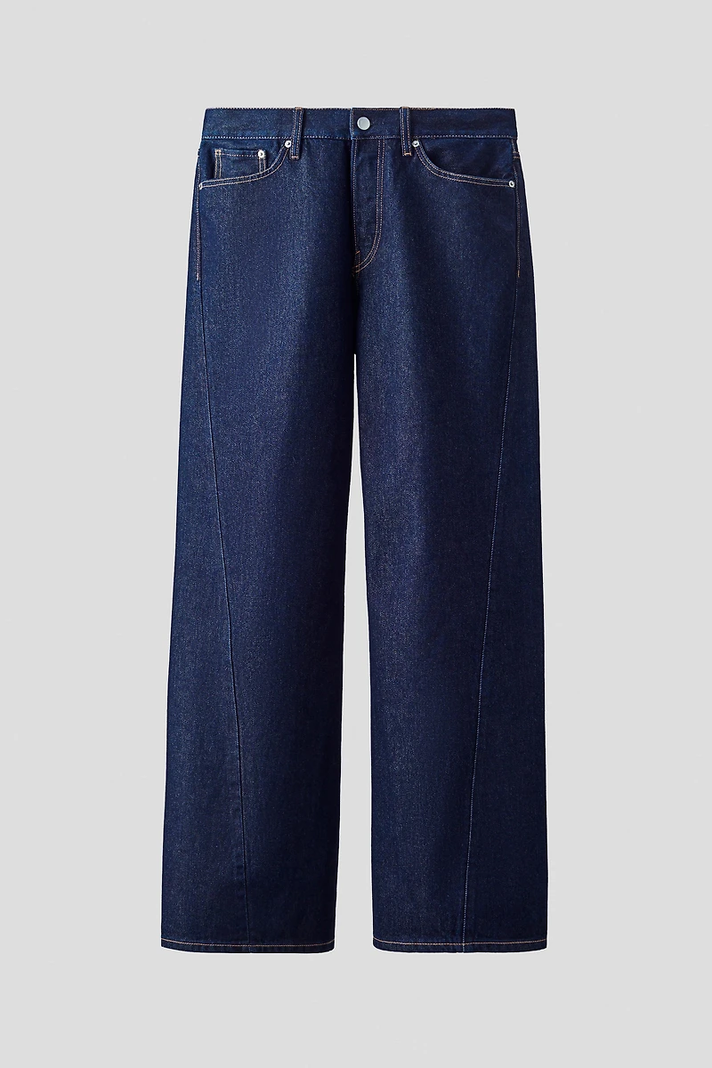 Loose-Fit Twisted Jeans