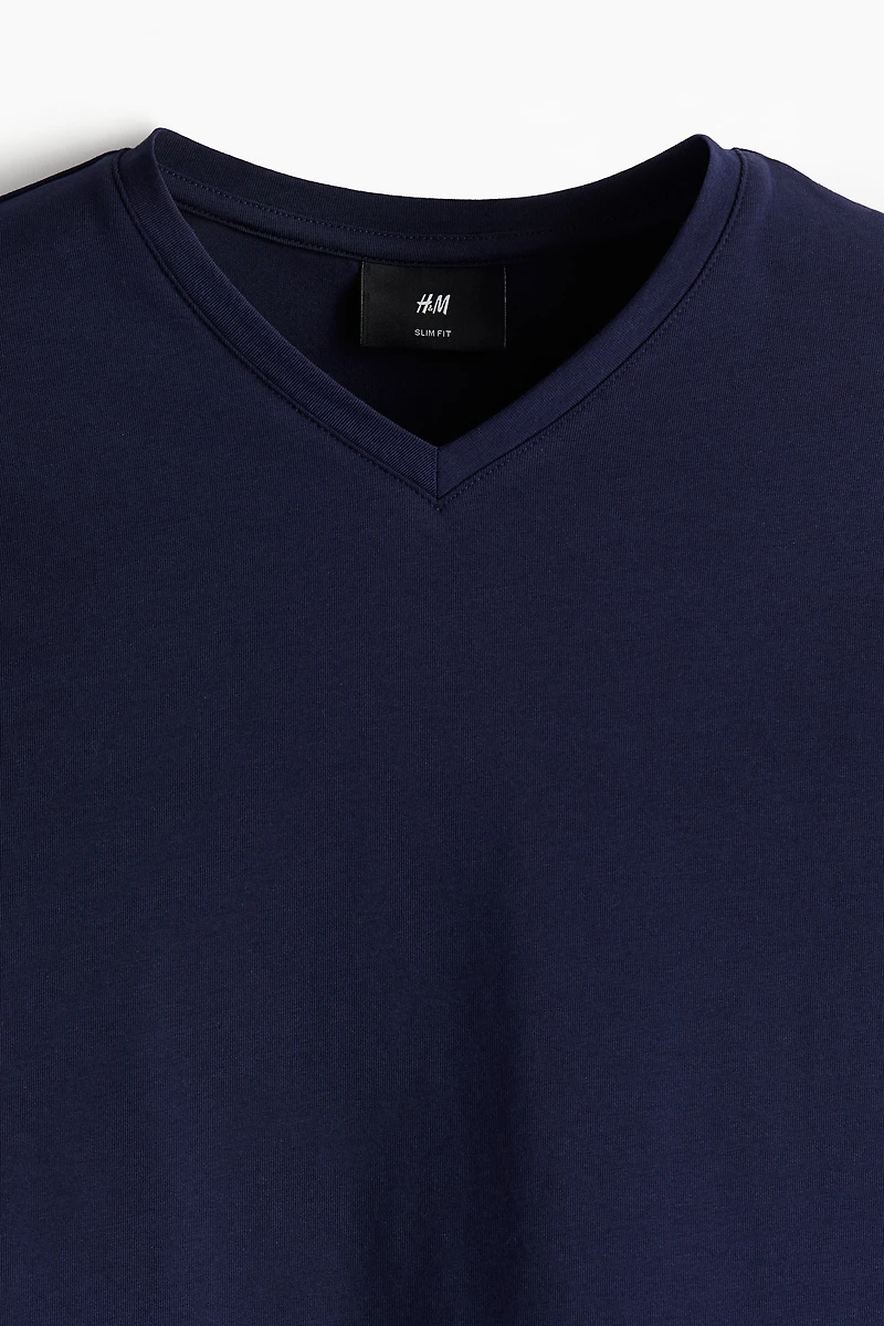 Slim Fit V-neck T-shirt