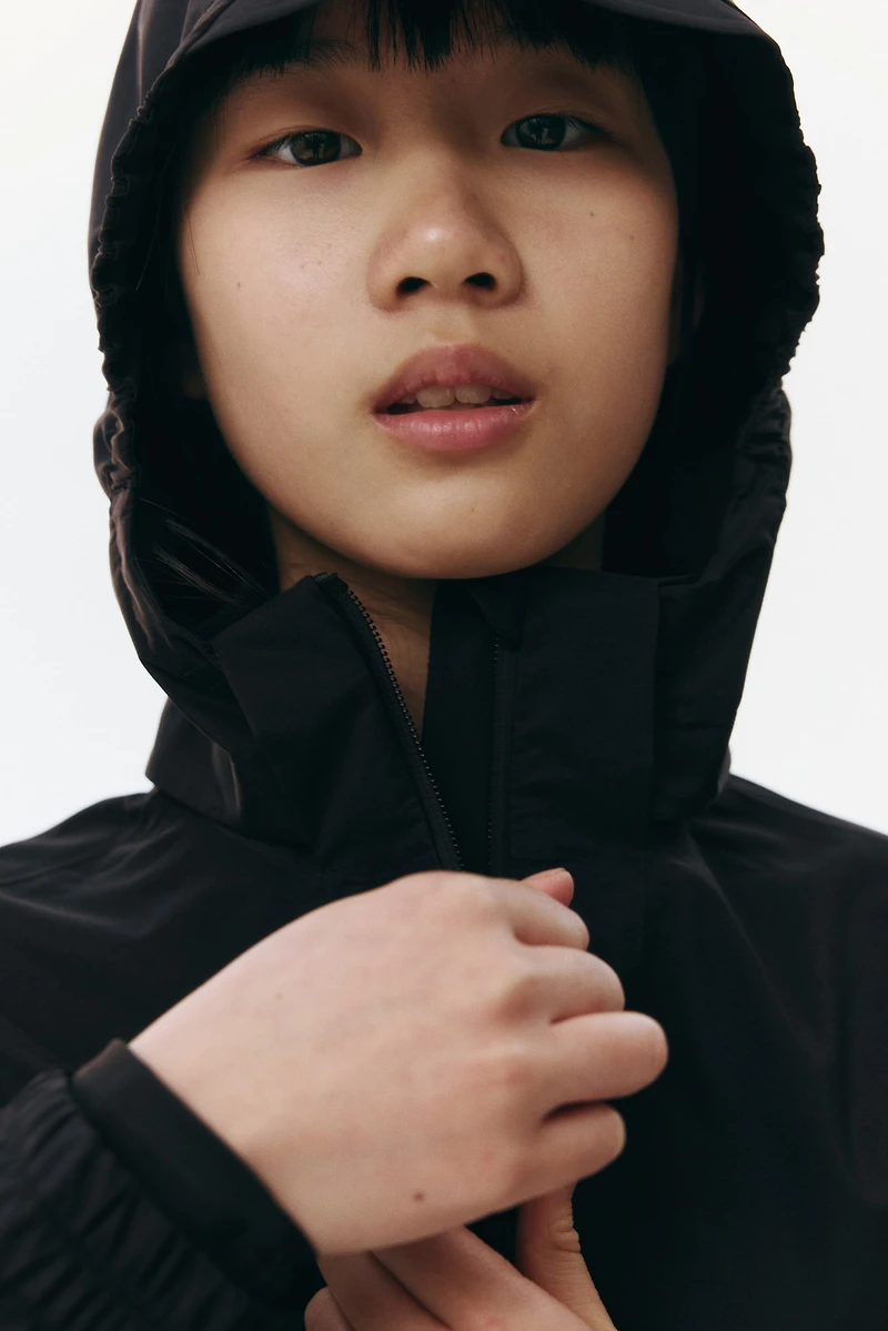 Rain Jacket with StormMove™