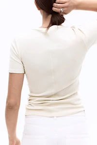 Fitted T-Shirt