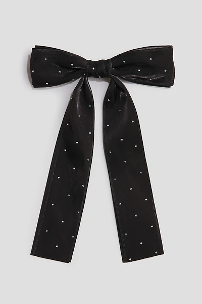 Barrette avec boucle