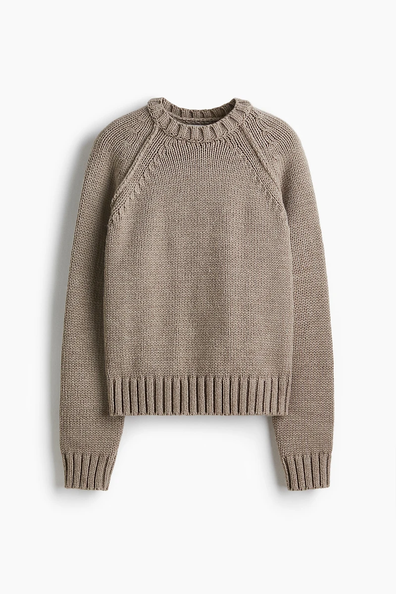 Raglan-Sleeved Sweater