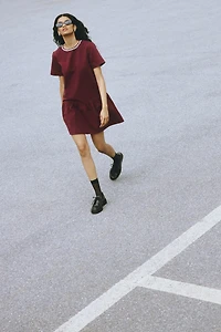 Robe ornée de strass