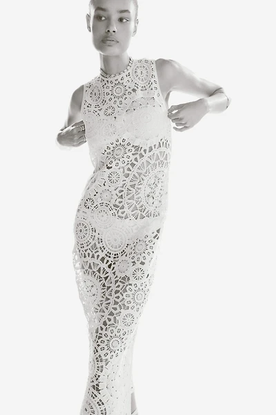 Robe en coton d'aspect crocheté