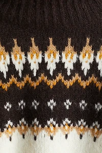 Chandail en tricot jacquard avec col cheminée