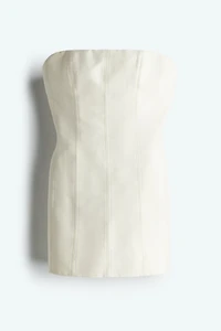 Mini robe avec hanches accentuées