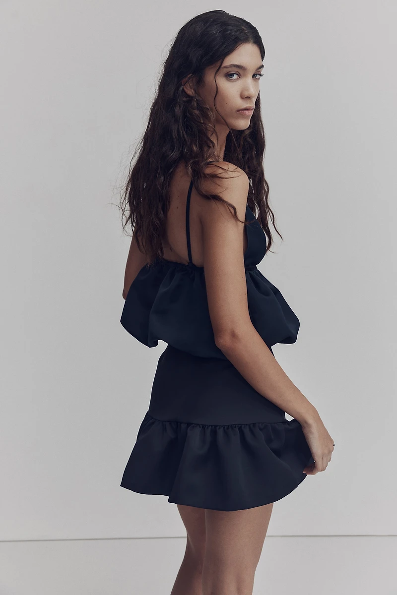 Haut à bretelles fines avec bas effet ballon