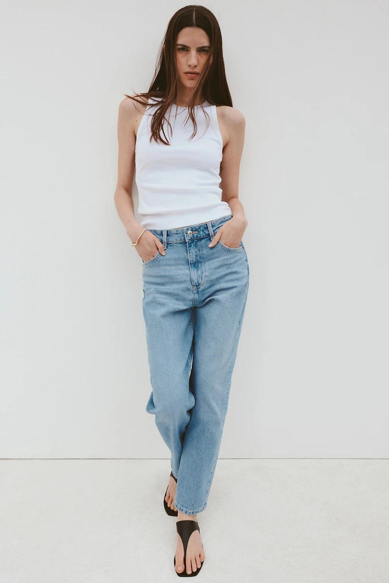 Mom Slim-Fit High-Waist Ankle Jeans