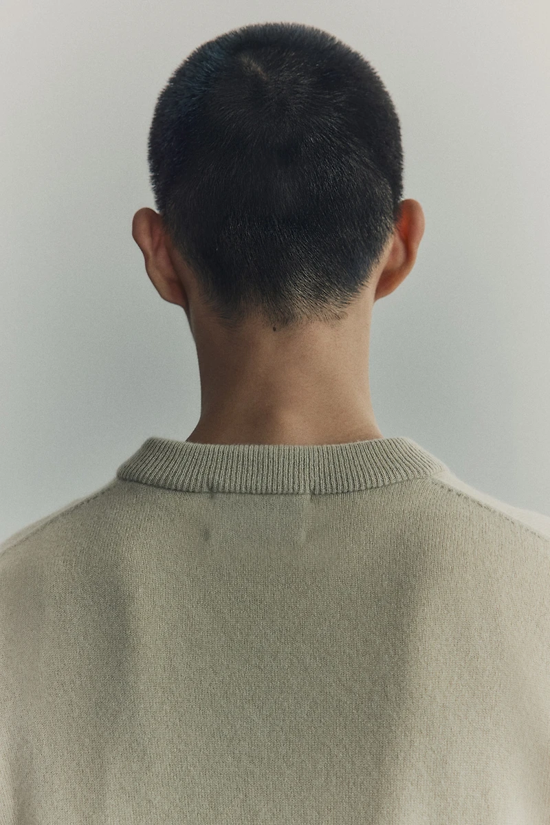 Loose-Fit Cashmere Sweater