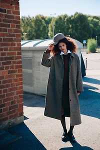 Robe en tricot côtelé avec col cheminée