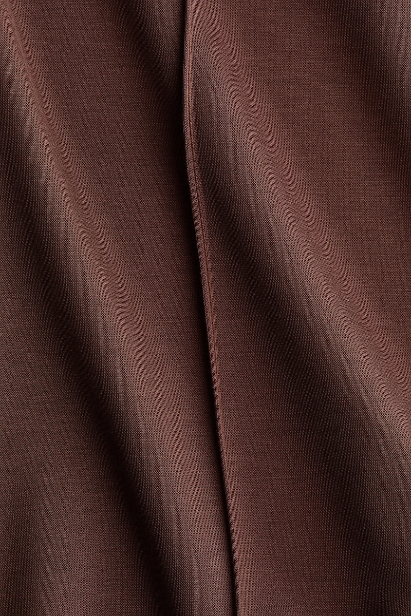 Pantalon jogging à jambes larges avec plis