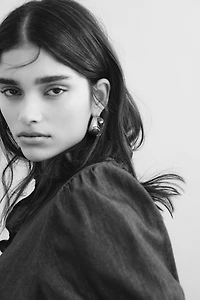 Blouse volantée en denim