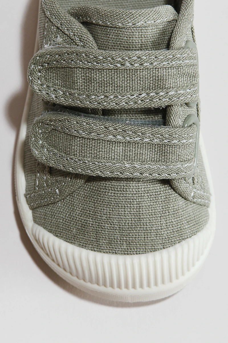Barefoot Canvas Sneakers