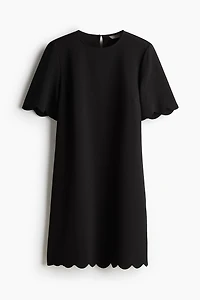 Robe festonnée