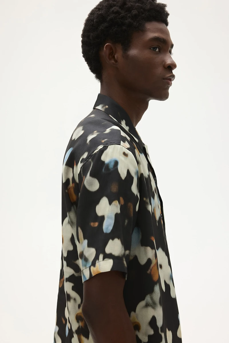 Regular-Fit Patterned Resort Shirt