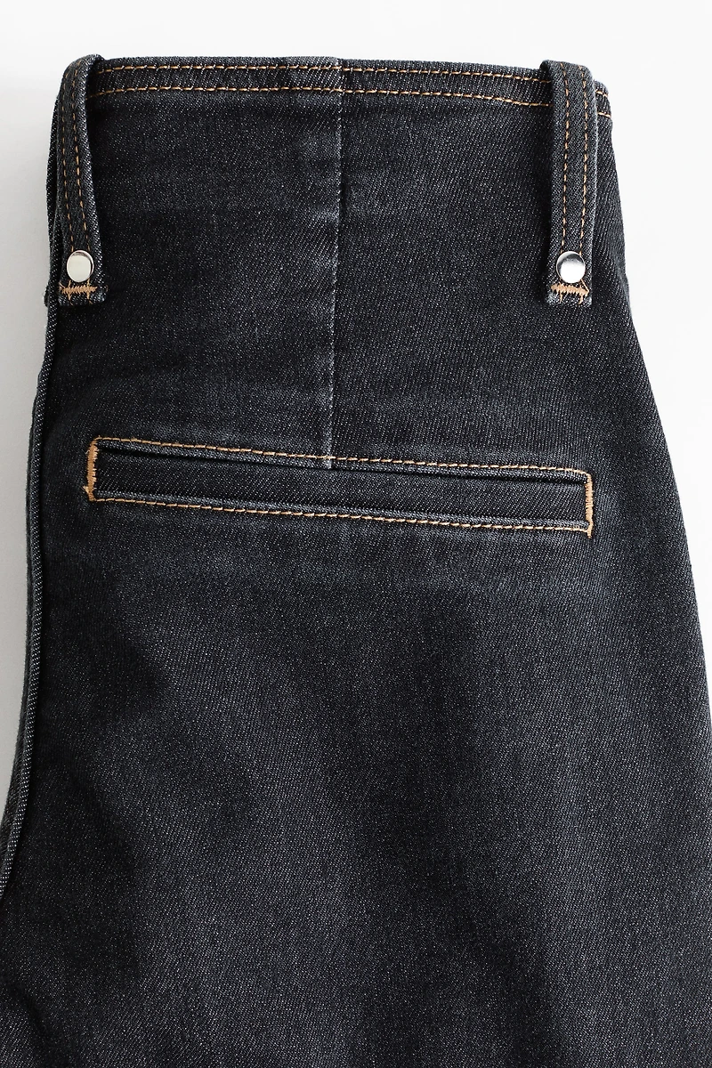 Jean jambe semi-évasée taille haute