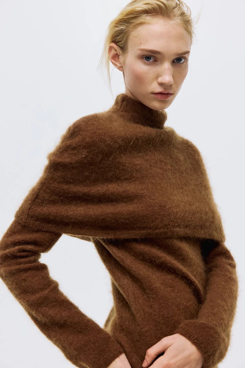 Haut en mohair mélangé avec col cheminée