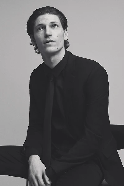 Skinny-Fit Single-Breasted Jacket